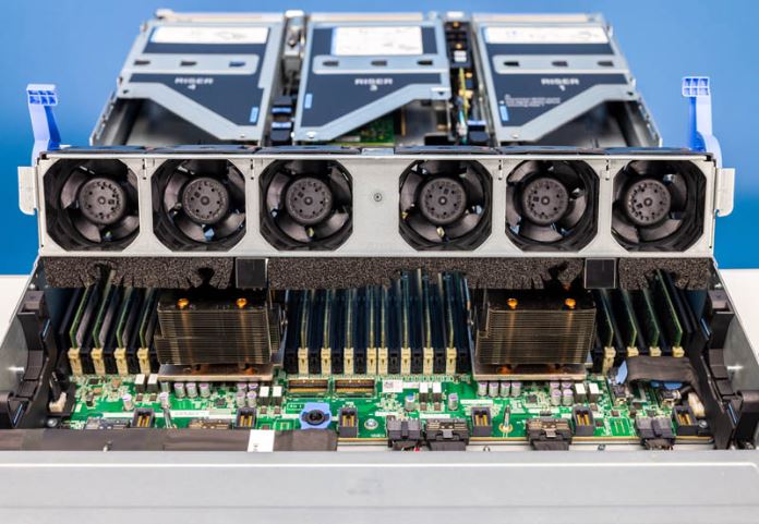 DELL R760